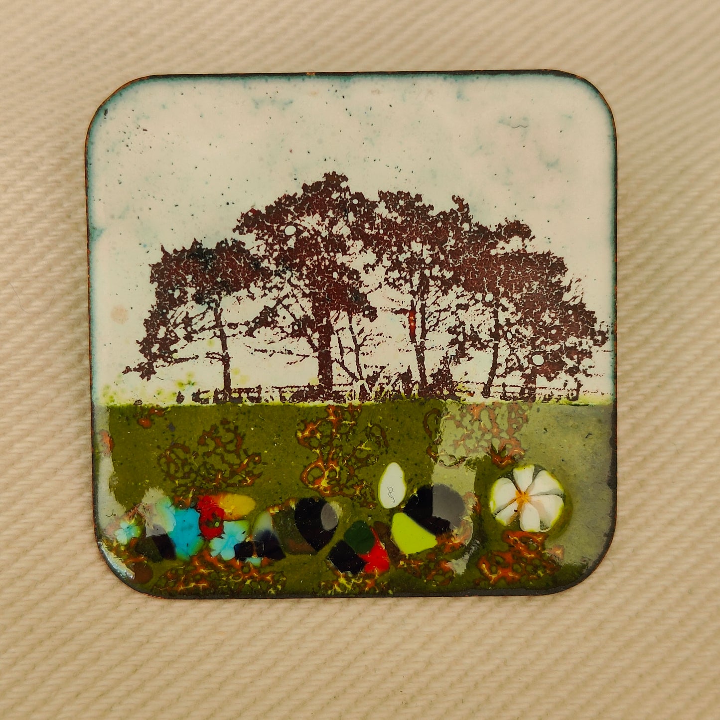 Tree brooch